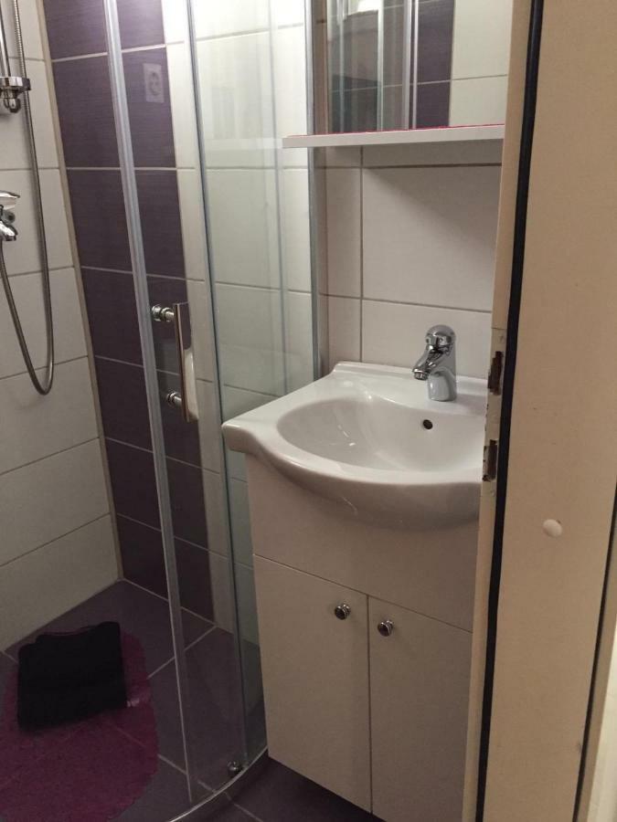 Apartmani Atila Damir Omiš Εξωτερικό φωτογραφία