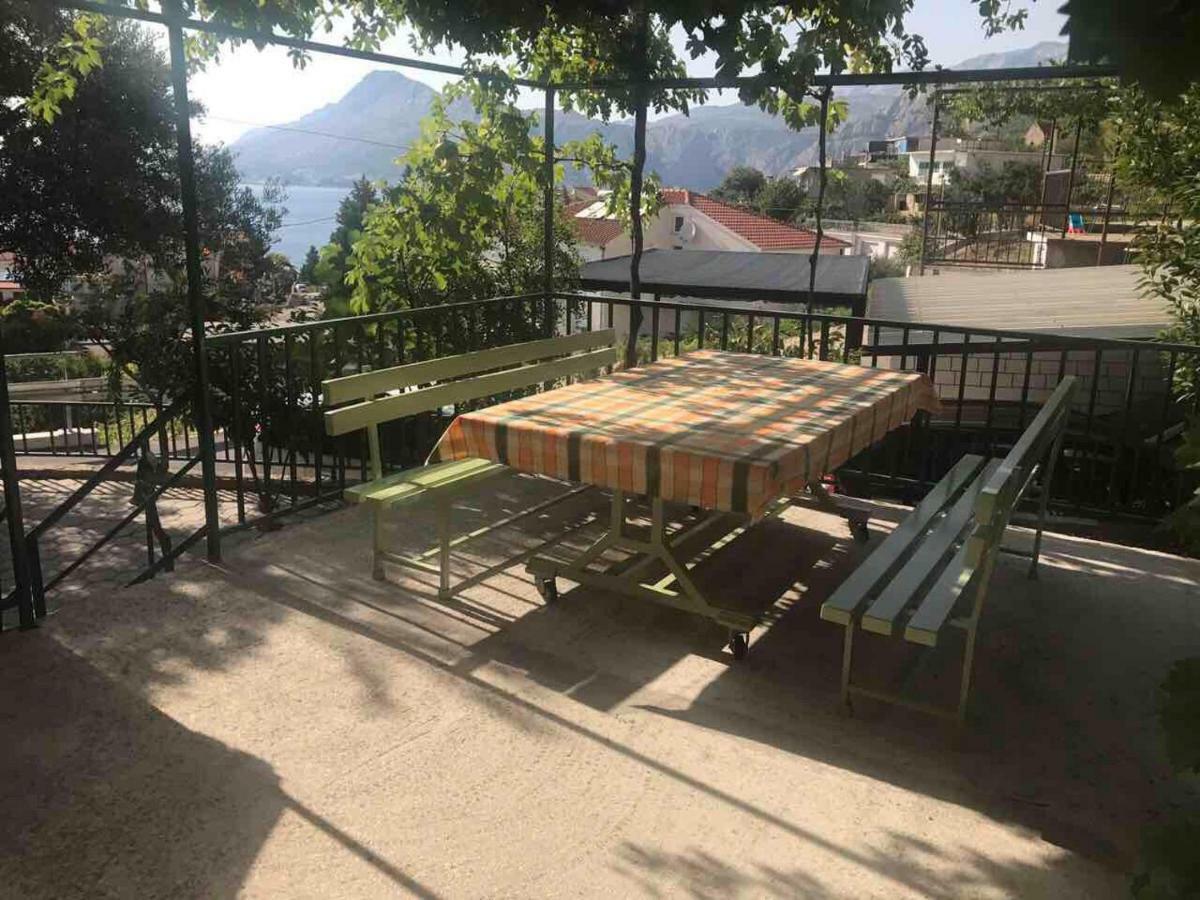 Apartmani Atila Damir Omiš Εξωτερικό φωτογραφία